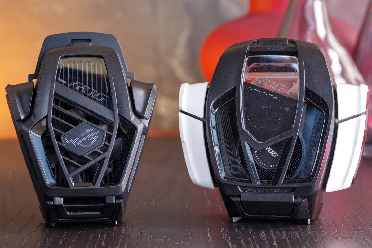 <font><strong>Left: AeroActive Cooler X • Right: AeroActive Cooler 7</strong></font>