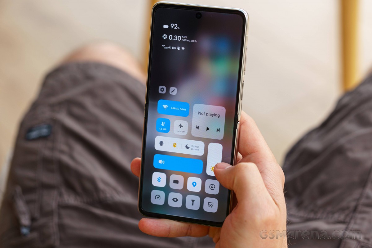 vivo X Flip review